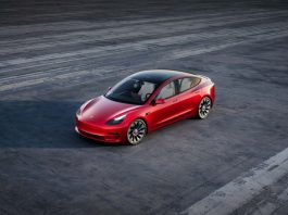 У Tesla Model 3 з’явилася версія із найбільшим запасом ходу, але вона доступна не всім