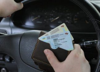 У МВС повідомили, кому в Україні доведеться обміняти водійські права