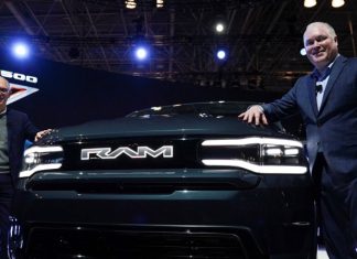 Новий електричний пікап RAM перевершив конкурентів ще напередодні дебюту