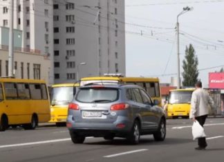 Пішоходів почали масово штрафувати: за що доведеться заплатити 850 гривень