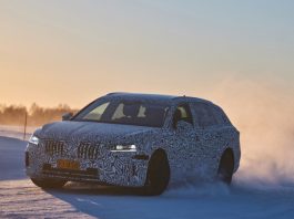 Skoda Superb дедалі ближче до зміни покоління