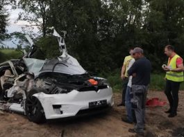 Скільки аварій трапилося під керуванням автопілота Tesla – статистика