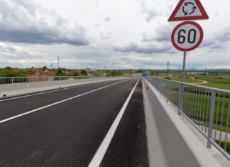 Майбутні водії зможуть вивчати теорію без автошколи: депутати підтримали законопроєкт