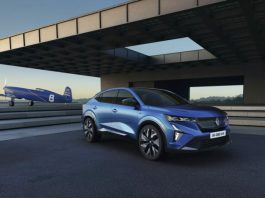 У Renault з’явився новий купеподібний кросовер