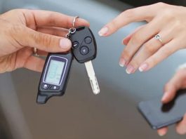 Популярний сервіс таксі тепер пропонує авто без водія