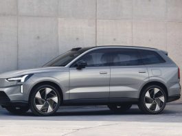 Флагманський електрокросовер Volvo EX90 запізниться на півроку через проблеми із софтом
