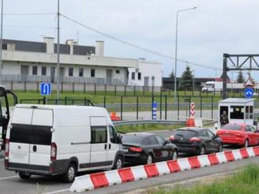 Українцям знову обіцяють нульове розмитнення, але є нюанс