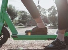 Водіїв електросамокатів почали притягувати до кримінальної відповідальності