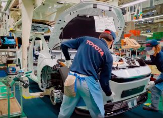 Toyota збирається випустити рекордну кількість автомобілів за рік