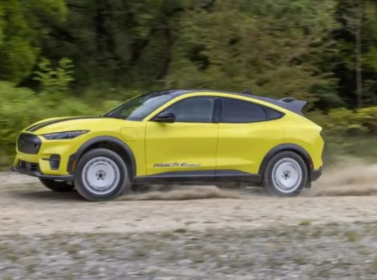 Ford презентував ралійну версію електромобіля Mustang Mach-e Rally потужністю 480 коней