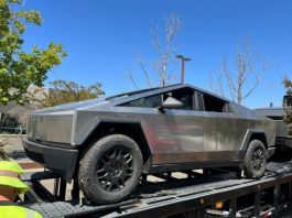 У Tesla Cybertruck виявили неприємну особливість