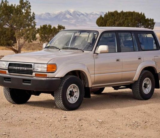 Названо 5 надійних автомобілів, які заслужили репутацію «невбивних»