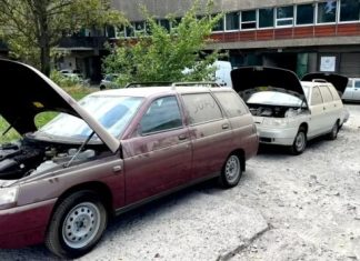 Нікому не потрібні: у Європі знайшли склад з покинутими новими Ладами