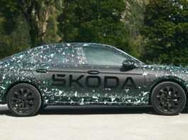 Skoda розкрила новий Superb: у нього буде одразу 2 типи кузова