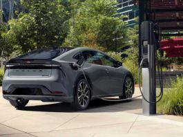 Названо 3 японські автомобілі, які рекомендують купувати самі японці