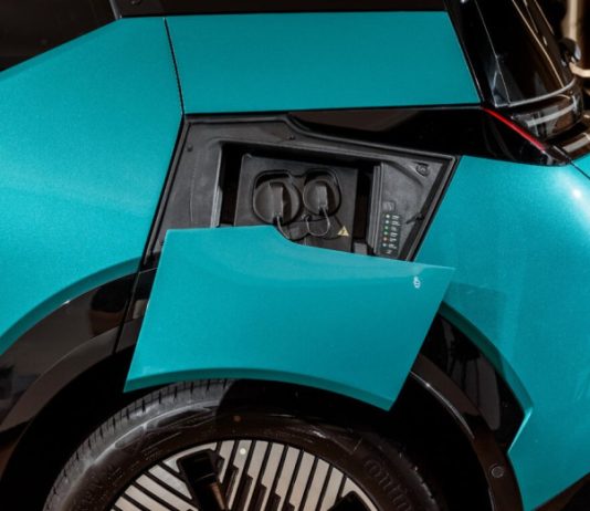 Мінуси електромобілів – чесно про недоліки