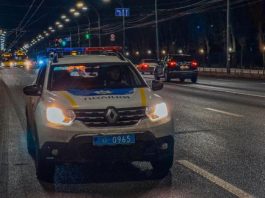 У поліції почали штрафувати водіїв за популярне порушення на трасі