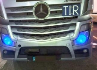 Що загрожує водієві за сині лампочки у габаритах