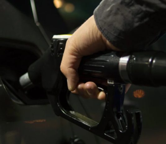 Експерти назвали три способи зменшити витрату пального.