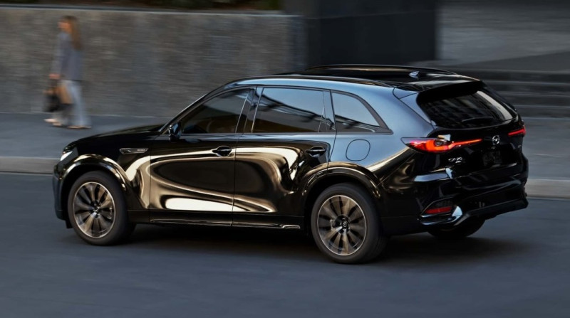 Недорогий конкурент Lexus RX від Mazda дебютував на ринку США