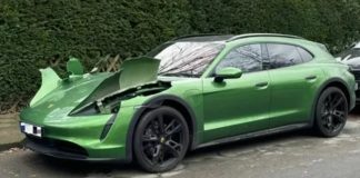 Крадії почали витягати дорогі фари Porsche Taycan шляхом розрізання кузова