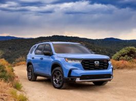 Названі найкращі трирядні кросовери та позашляховики