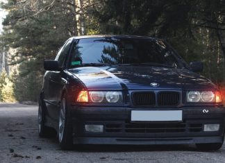 Названо штраф який «світить» за перегорілу лампочку на авто