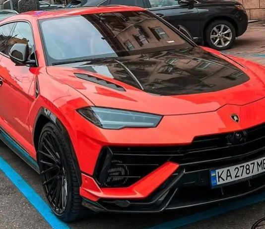 У Києві помічено лімітовану версію нового Lamborghini Urus