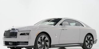 Rolls-Royce Spectre виставлено на торги всупереч забороні виробника