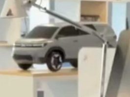 Dacia готує новий мікроавтобус із дизайном Duster