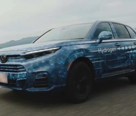 Кросовер Honda CR-V отримає нестандартну електричну версію із заводським ГБО