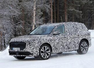 Сфотографований під час тестів Audi Q9 насправді виявився Audi Q7 2026