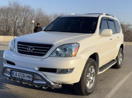 У Києві виявили "капсулу часу" Lexus GX 470