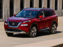 Доступний конкурент RAV4 від компанії Nissan не виправдав очікувань