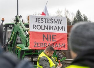 Поляки розблокували три пункти пропуску