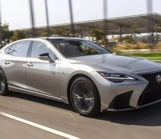 Чому автомобільні бренди відмовляються від великих седанів