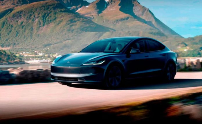 Tesla готує оновлення Model 3: нові деталі до офіційного дебюту