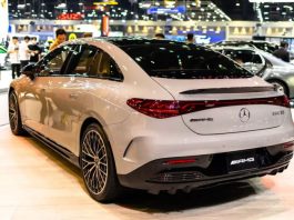 Mercedes-Benz відкличе у США понад 100 тисяч автомобілів, які можуть загорітися будь-якої миті