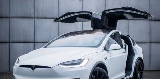 Прогноз Ілона Маска щодо зростання цін на вживані електрокари Tesla не виправдався