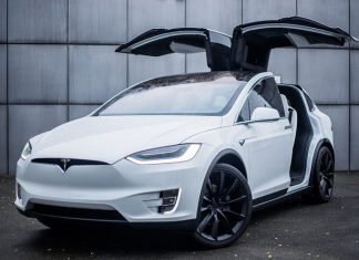 Прогноз Ілона Маска щодо зростання цін на вживані електрокари Tesla не виправдався