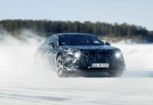 Електросуперкар Mercedes-AMG: перші офіційні фото