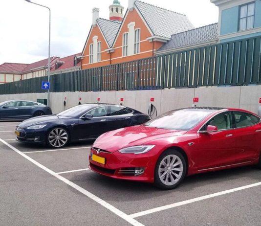 Жителі Європи розповіли, скільки коштує володіння електромобілем