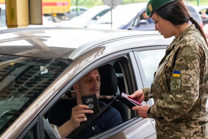 В Україні деяким водіям непотрібний військовий квиток