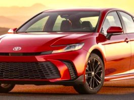 Фанати Camry вимагають від Toyota повернути двигун V6: створена петиція