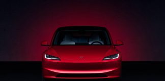 У США розпочато розслідування щодо електромобілів Tesla Model 3 та Model Y