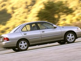 Nissan заборонив експлуатацію старих автомобілів через смертельну небезпеку