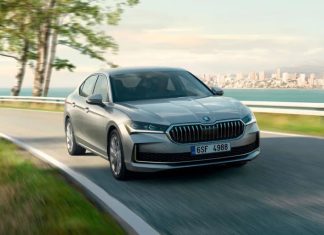 Оголошено вартість найпотужнішої версії Skoda Superb з повним приводом