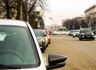 Лікар назвав головні помилки, які роблять усі водії під час перевезення дітей в авто