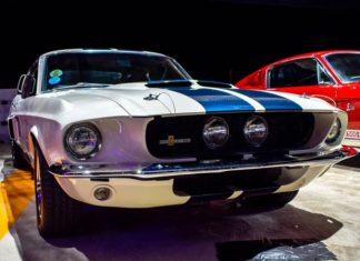 Ford планує зробити свої автомобілі легшими