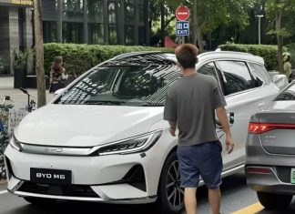 Шпигуни розсекретили новий електричний мінівен BYD M6